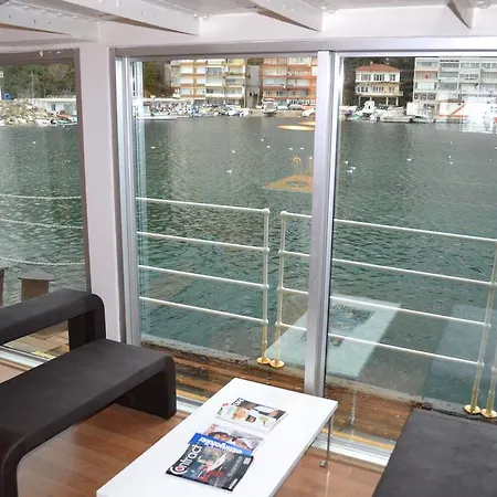 Otantik Gemi Hotel 3*