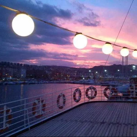 Hotel Otantik Gemi Mudanya