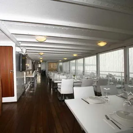 Otantik Gemi Hotel 3*