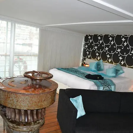 Otantik Gemi Hotel Mudanya