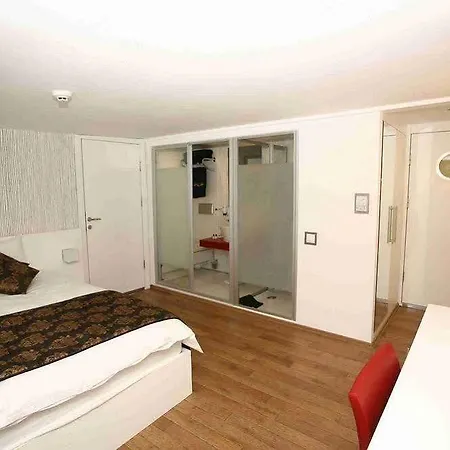 Otantik Gemi Hotel Mudanya