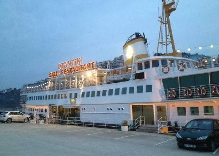 Otantik Gemi Hotel