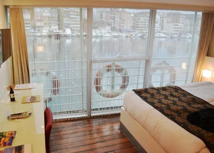 Hotel Otantik Gemi Mudanya